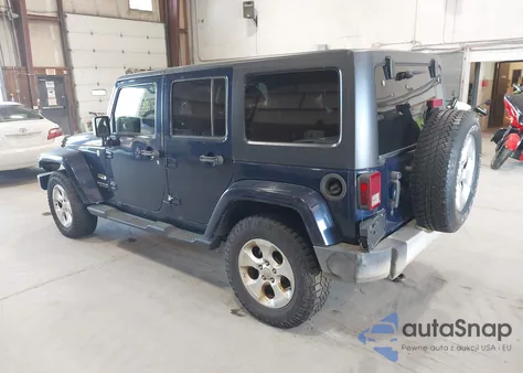 2013 Jeep Wrangler Unlimited Sahara из США, поврежденный, VIN 1C4HJWEG7DL536702